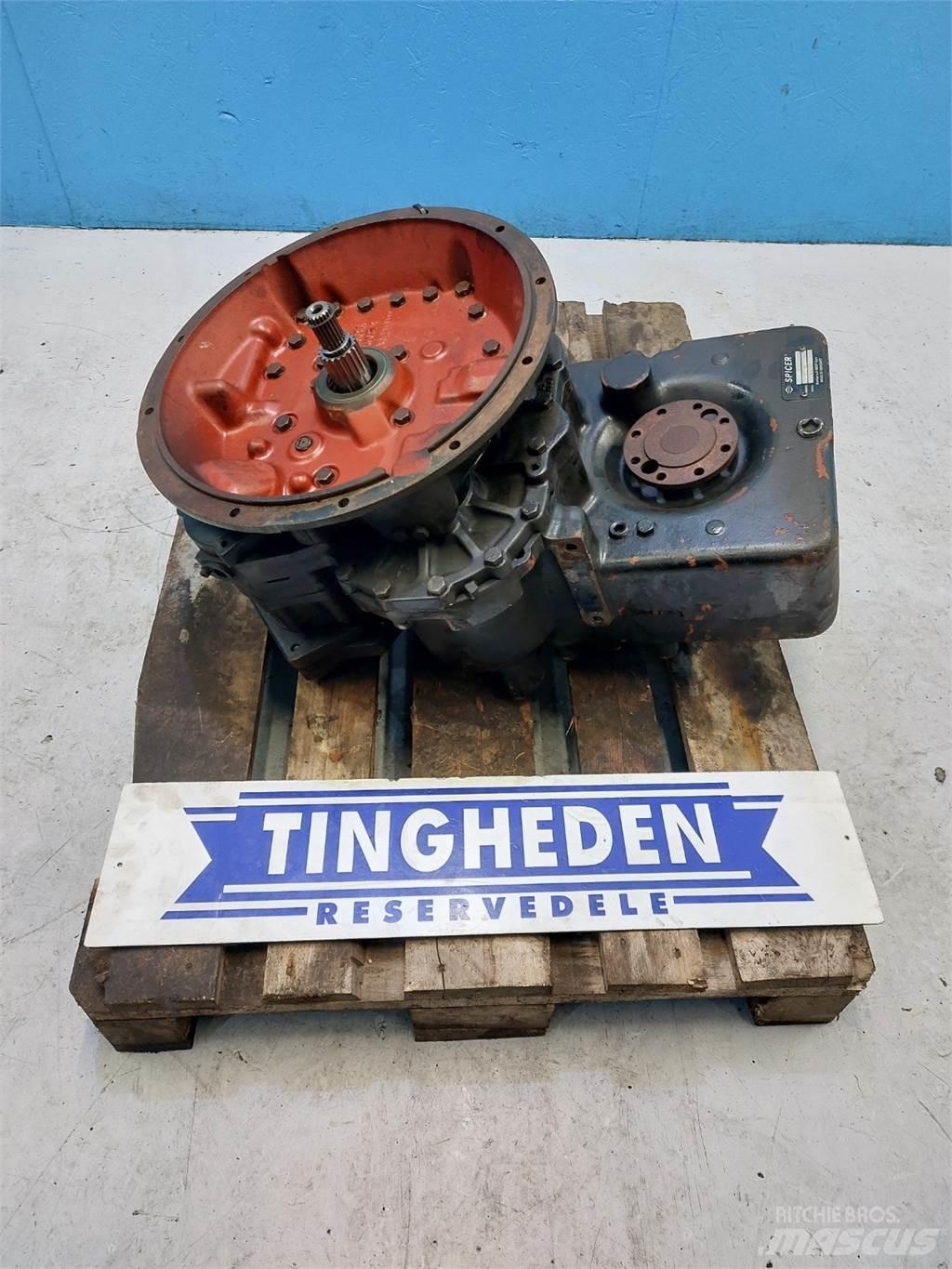 Hydrema 906C Transmission