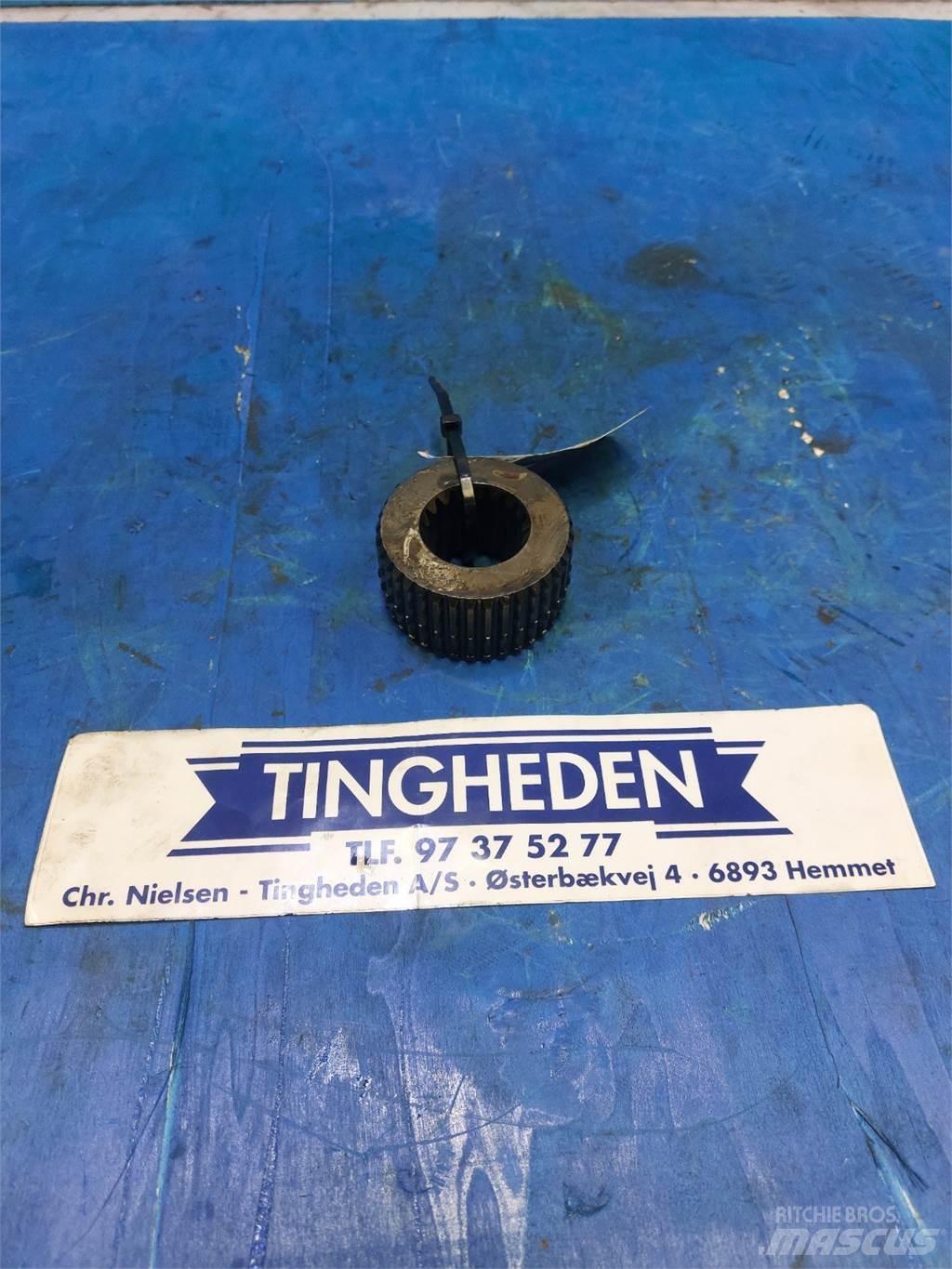 Hydrema 906D Transmission