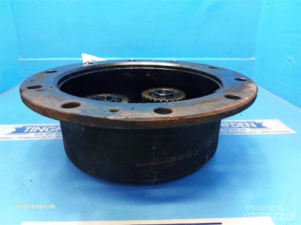 JCB 413S Axles