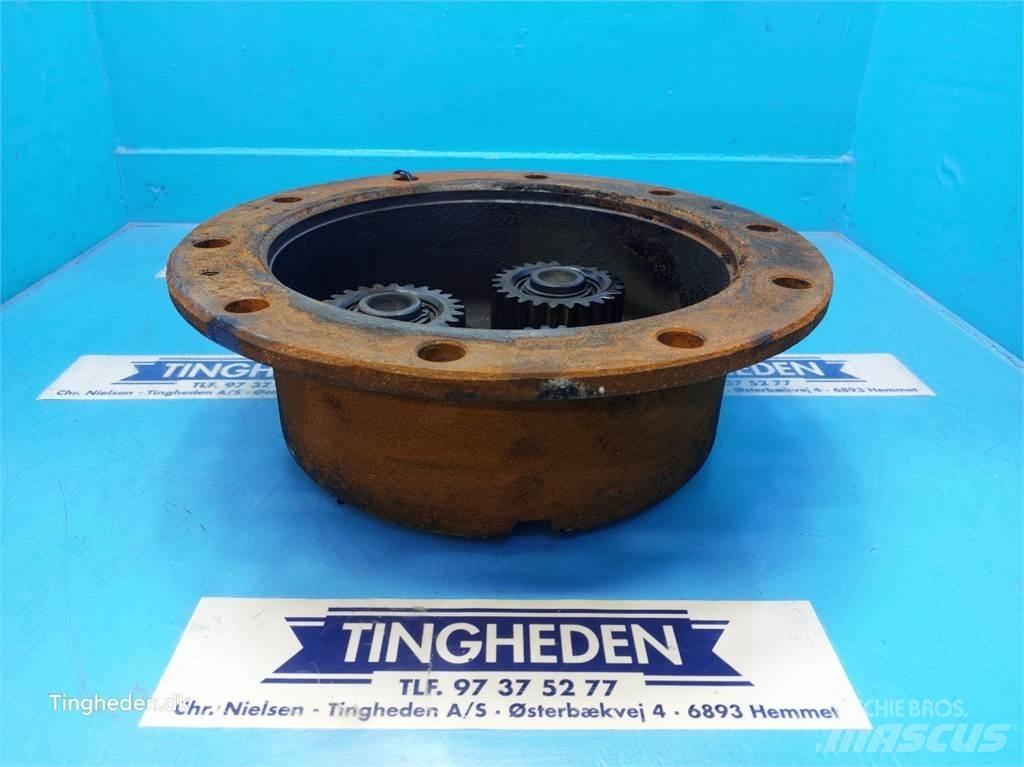 JCB 413S Axles