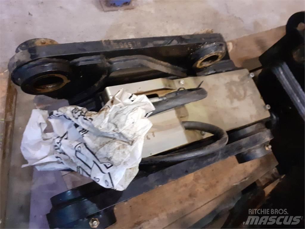 JCB 4CX Quick connectors