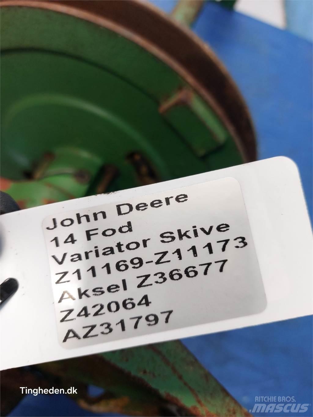 John Deere 1000 Combine harvester accessories
