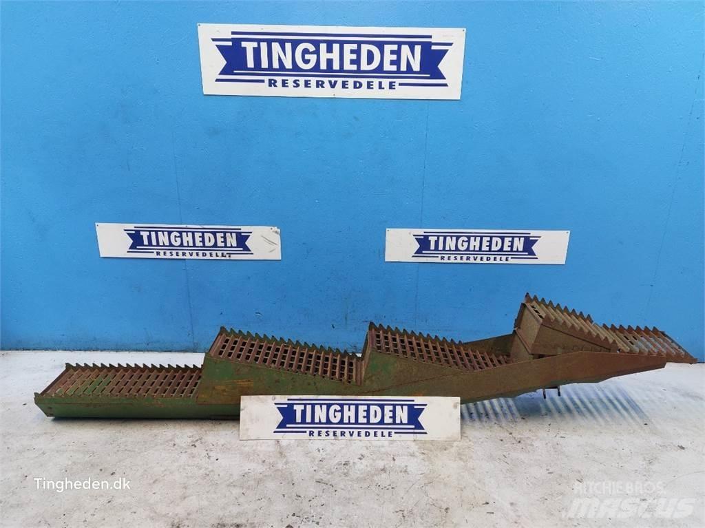 John Deere 1042 Combine harvester accessories