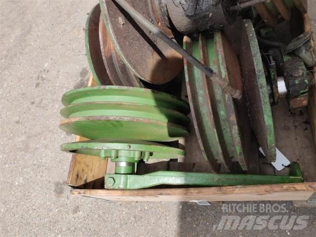 John Deere 1075 Agriculture - Others