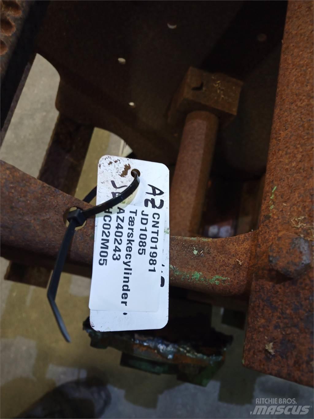 John Deere 1085 Combine harvester accessories