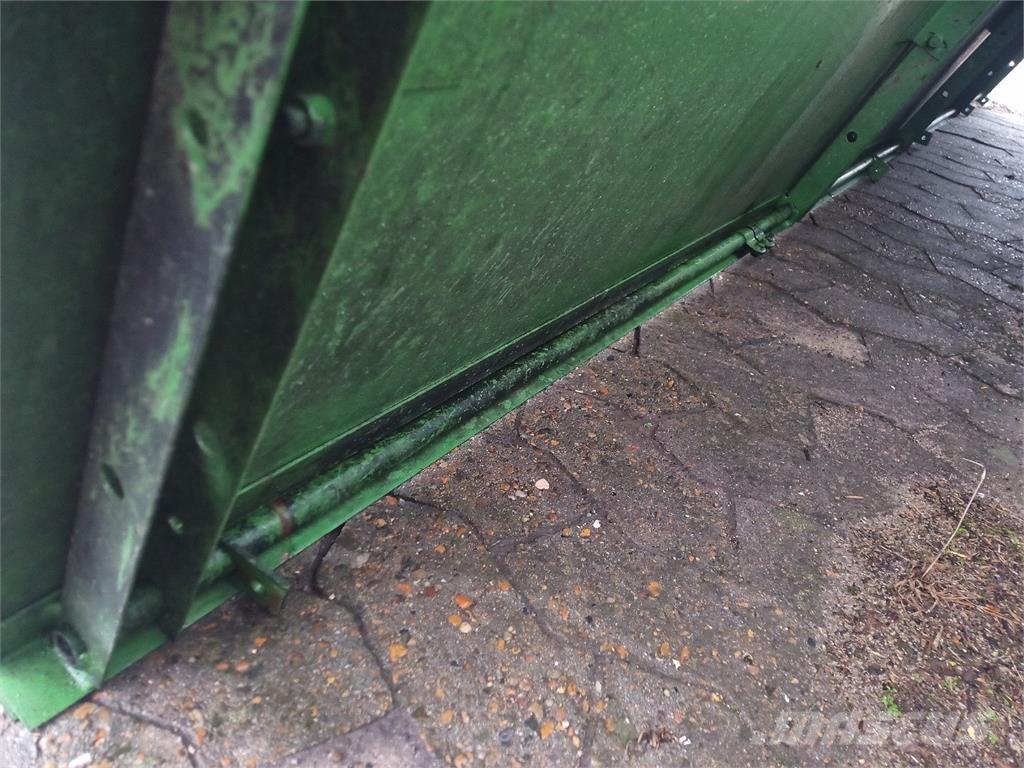 John Deere 2054 Agriculture - Others