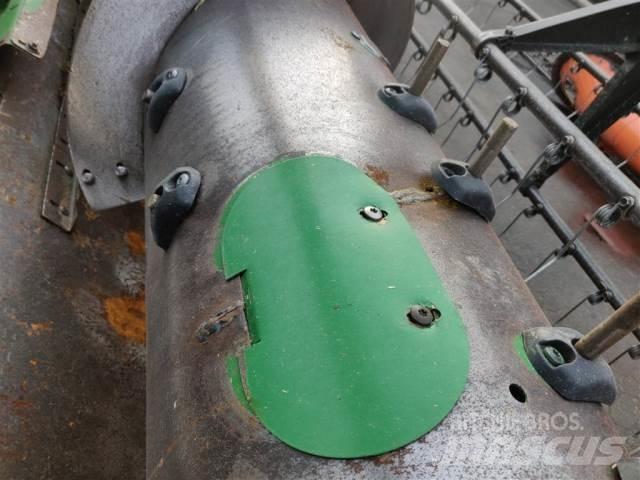 John Deere 25 Combine harvester accessories