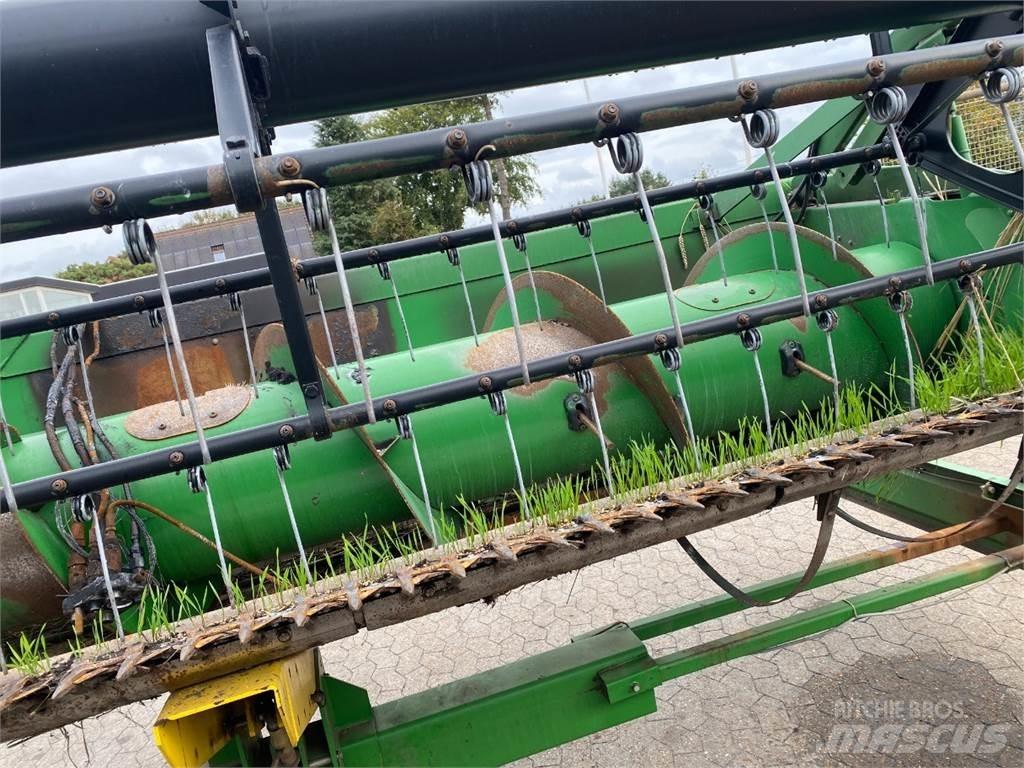 John Deere 25 Combine harvester accessories
