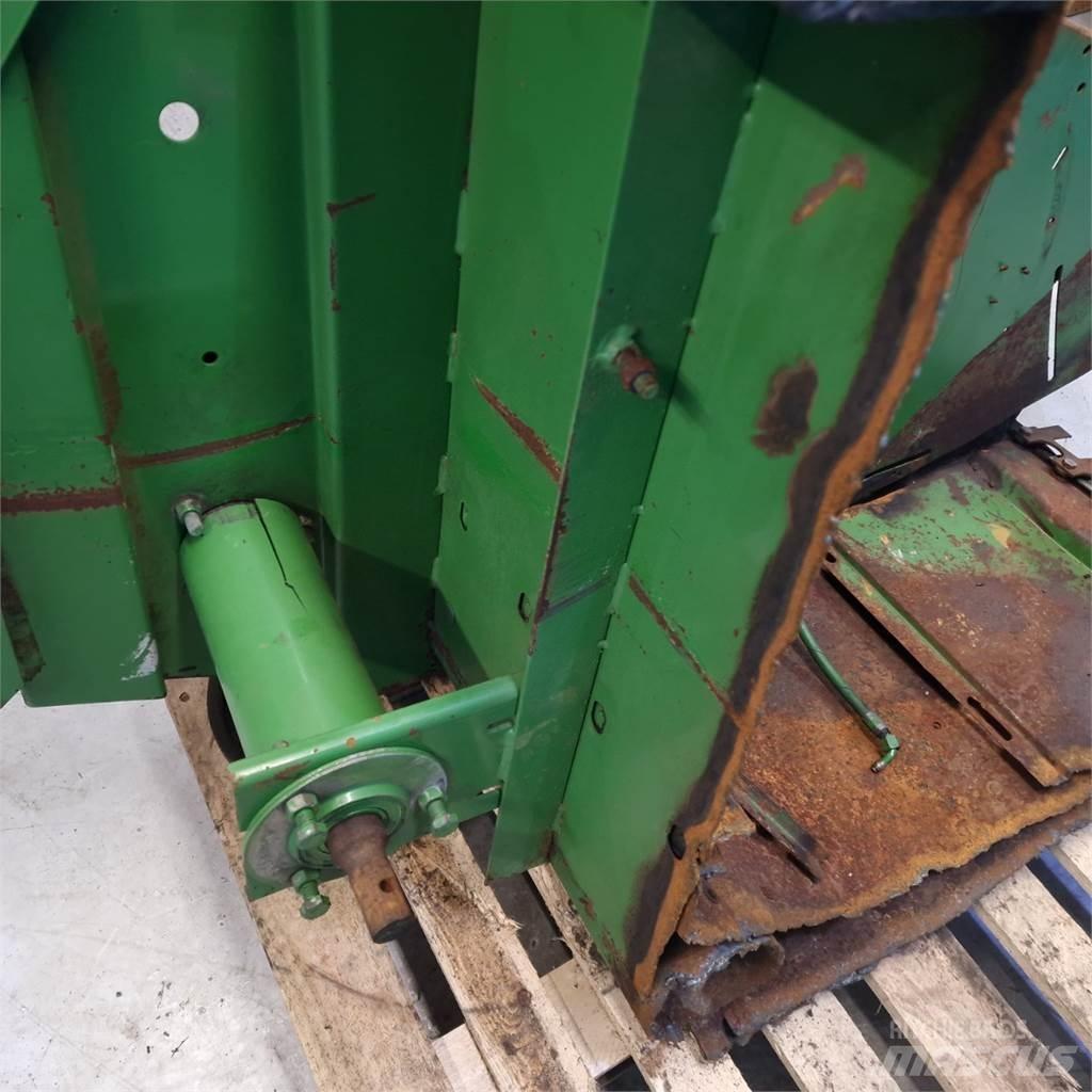 John Deere 820 Combine harvester accessories