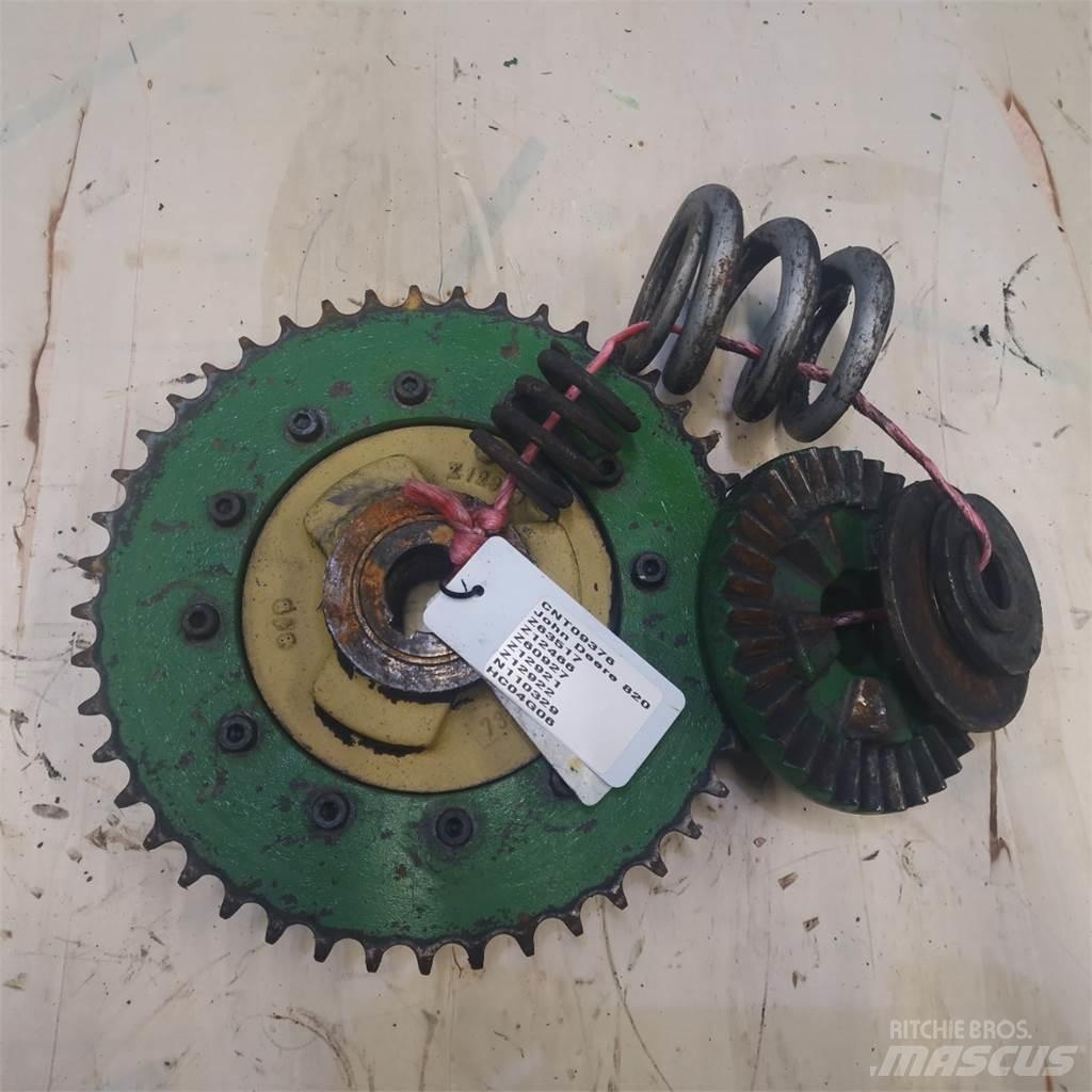 John Deere 820 Combine harvester accessories