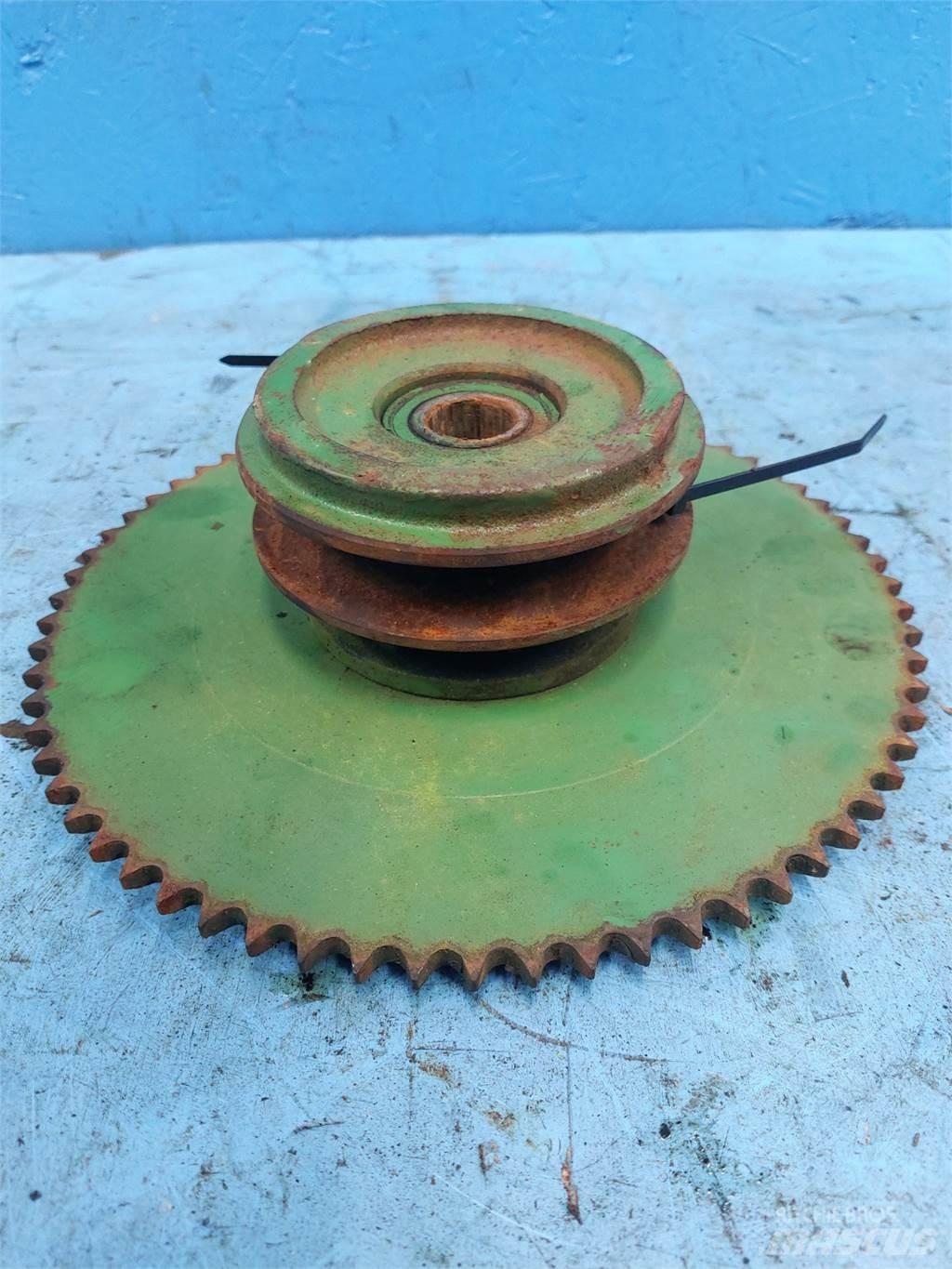 John Deere 820 Combine harvester accessories