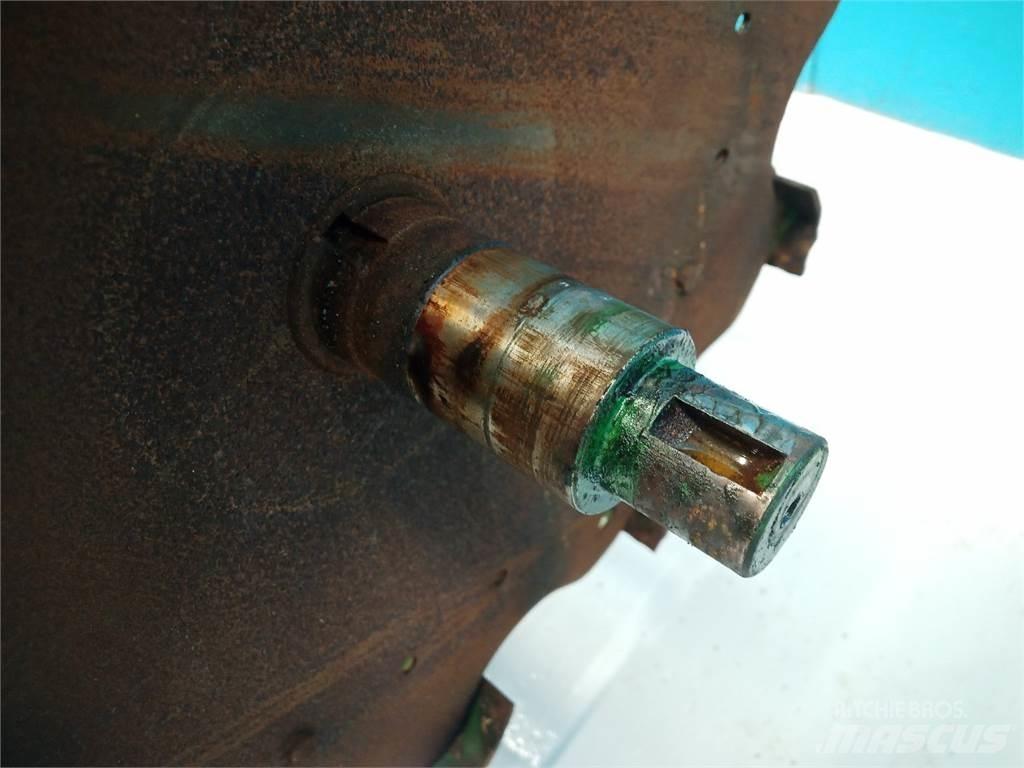John Deere 9540 Combine harvester accessories