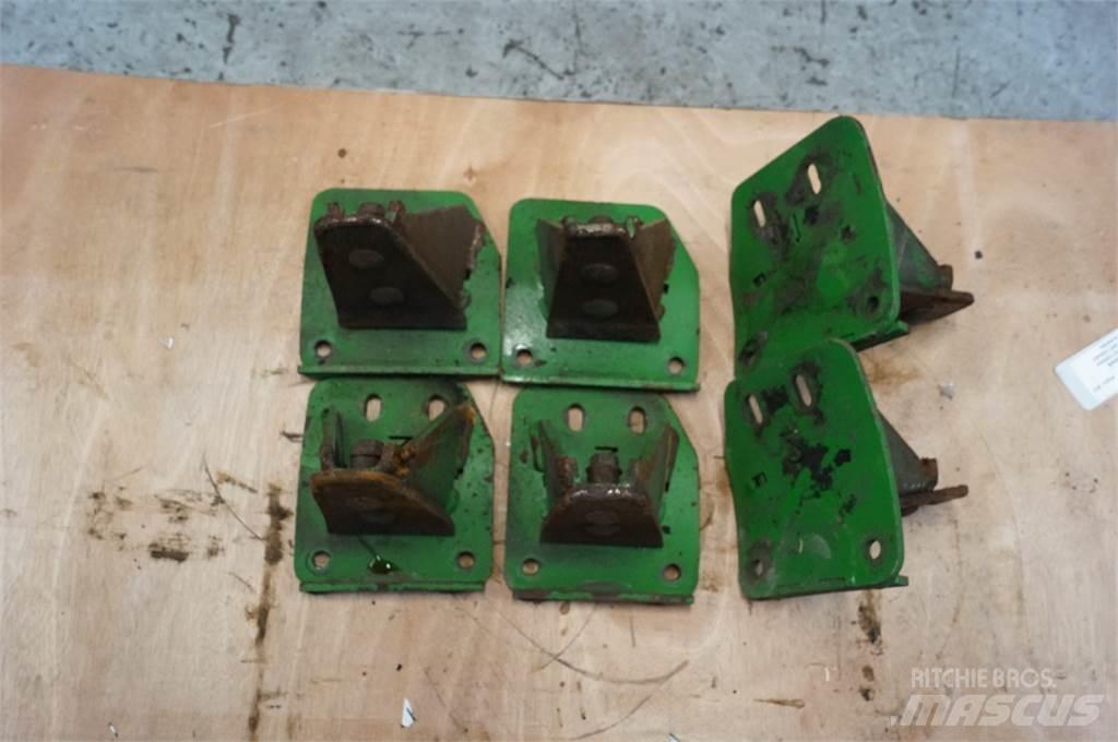 John Deere S670 Combine harvester accessories
