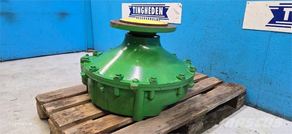 John Deere S690 Combine harvester accessories