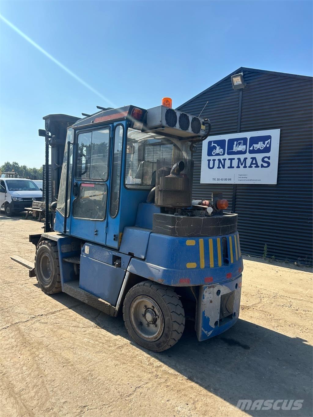 Kalmar DCD55-6 Diesel trucks