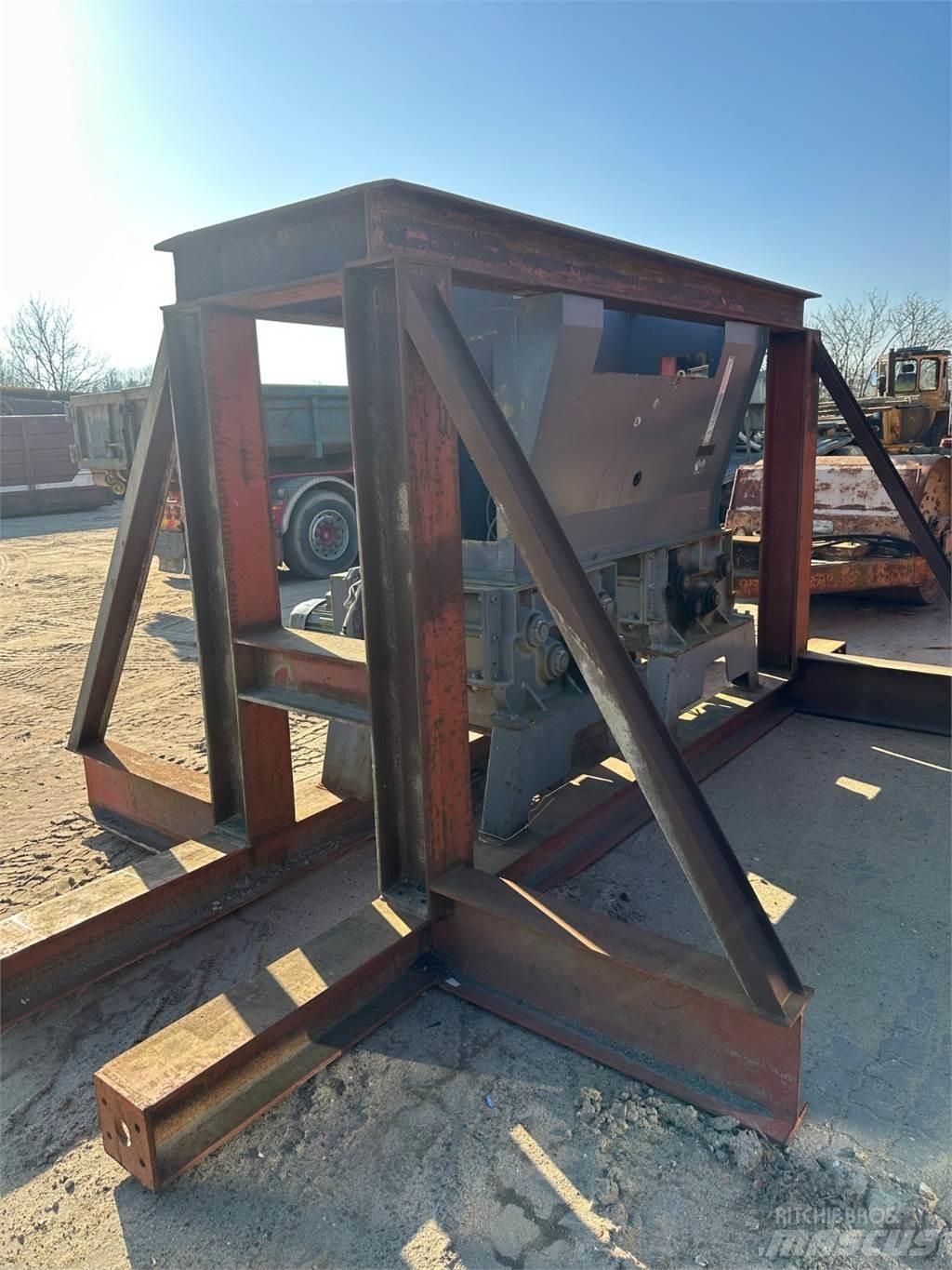  Knuser Construction - Others