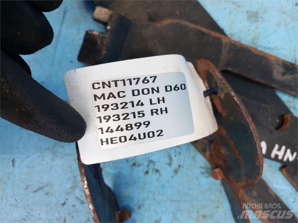 MacDon D60 Combine harvester accessories