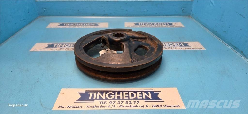 MacDon D60 Combine harvester accessories