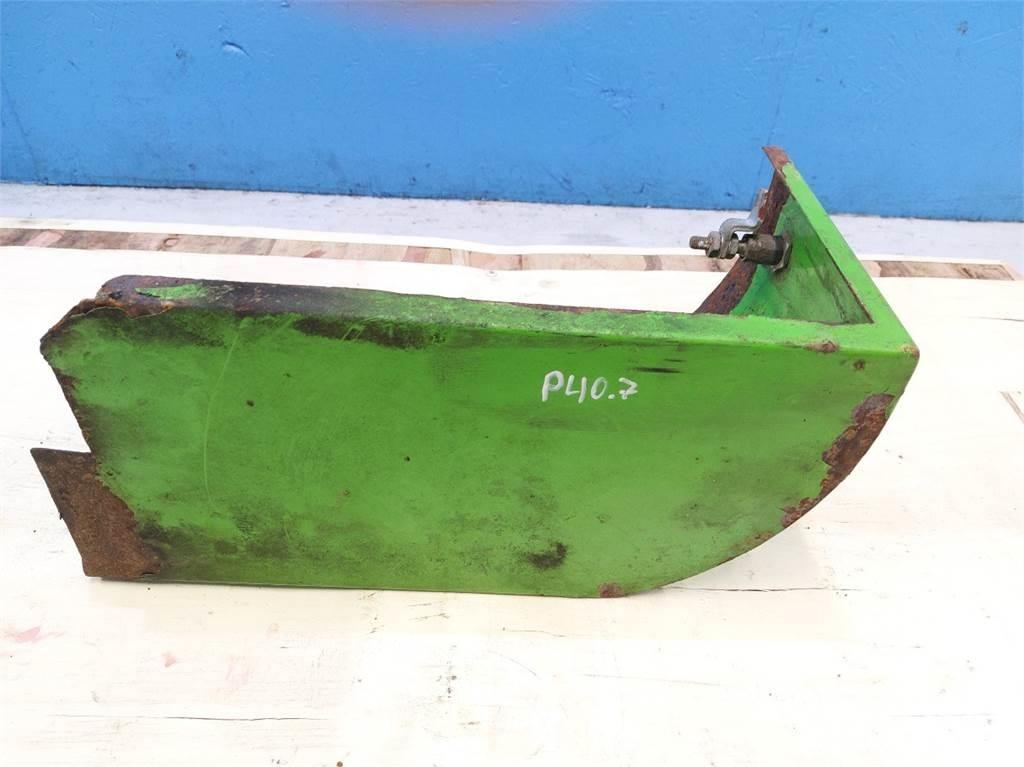 Merlo P40.7 Screening buckets