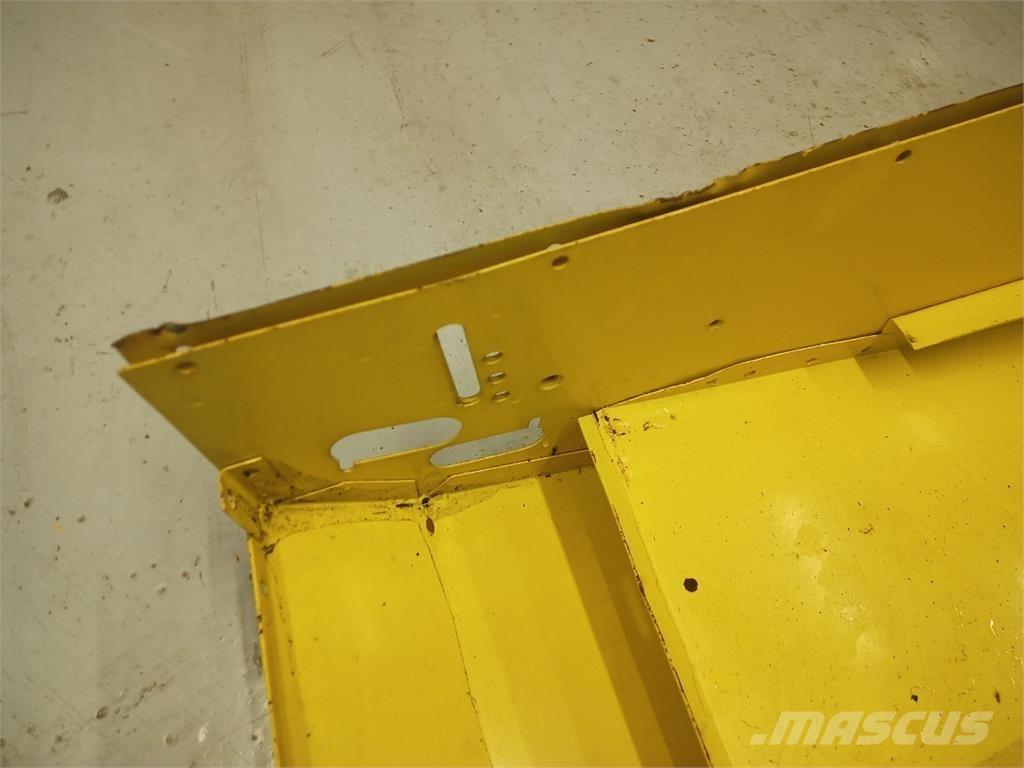 New Holland 1550 Sand and salt spreaders