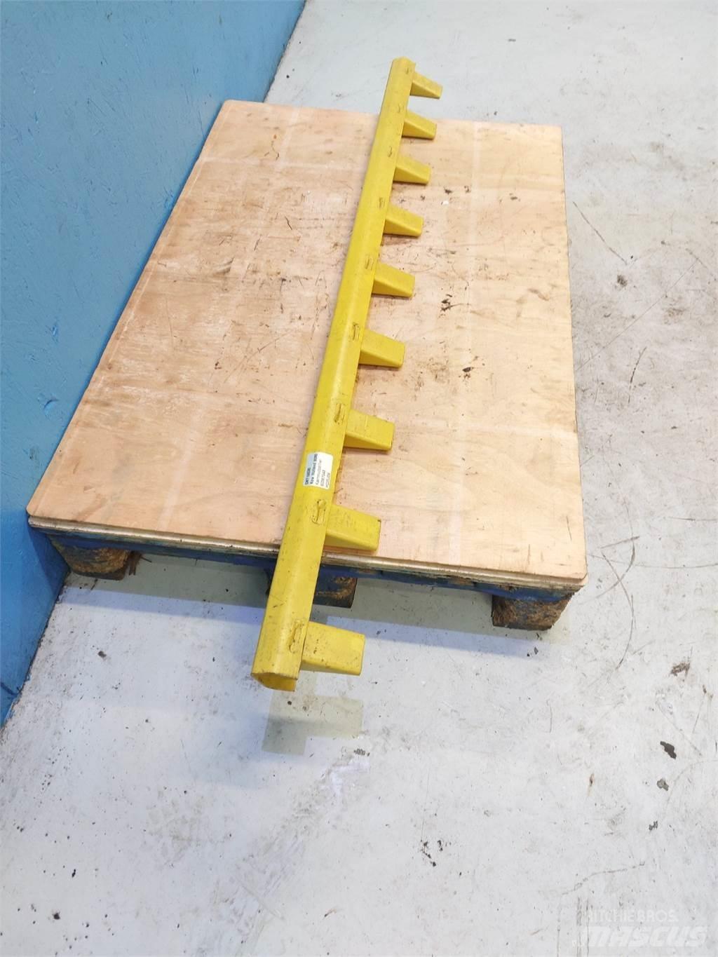 New Holland 8080 Combine harvester accessories