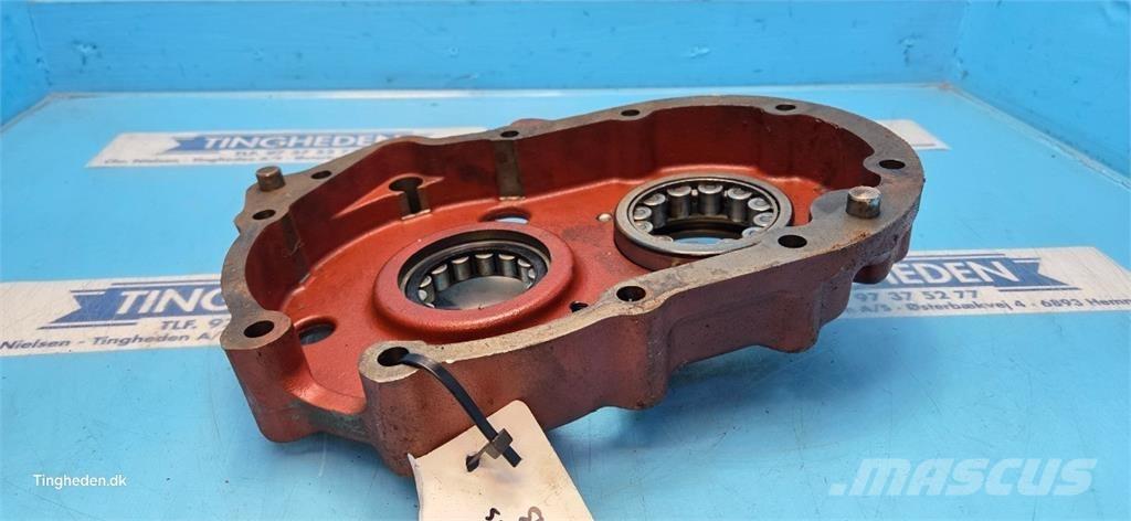 New Holland 8340 Transmission