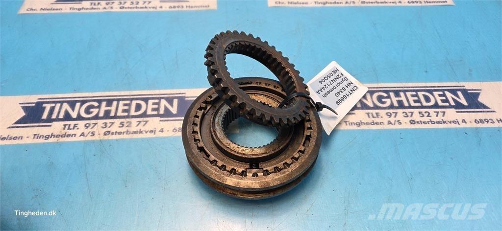 New Holland 8340 Transmission