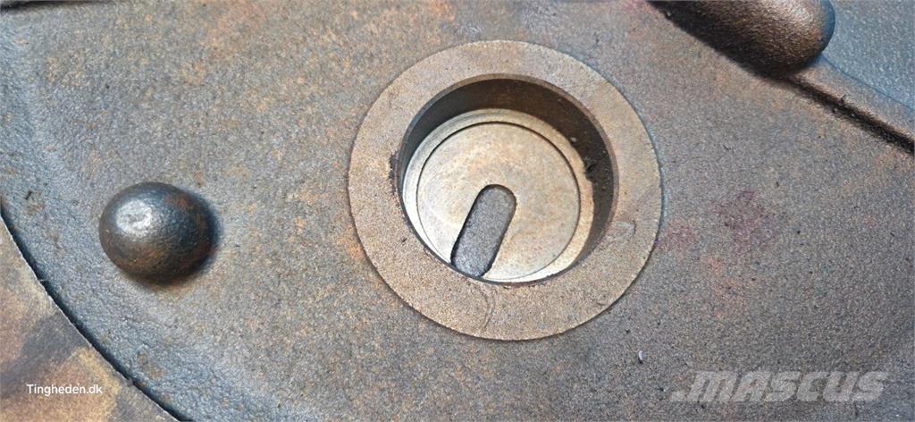 New Holland 8340 Transmission