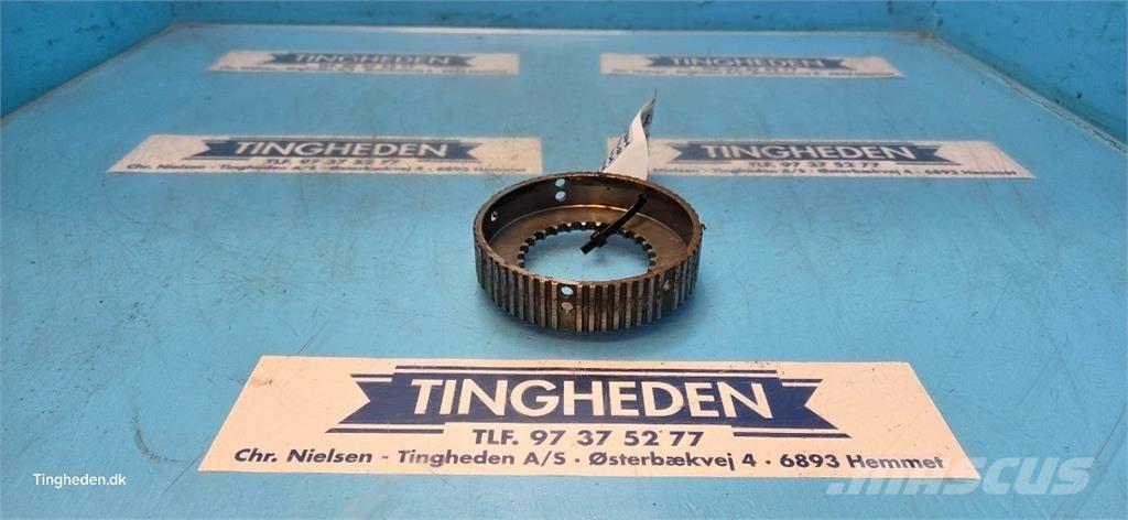 New Holland 8340 Transmission