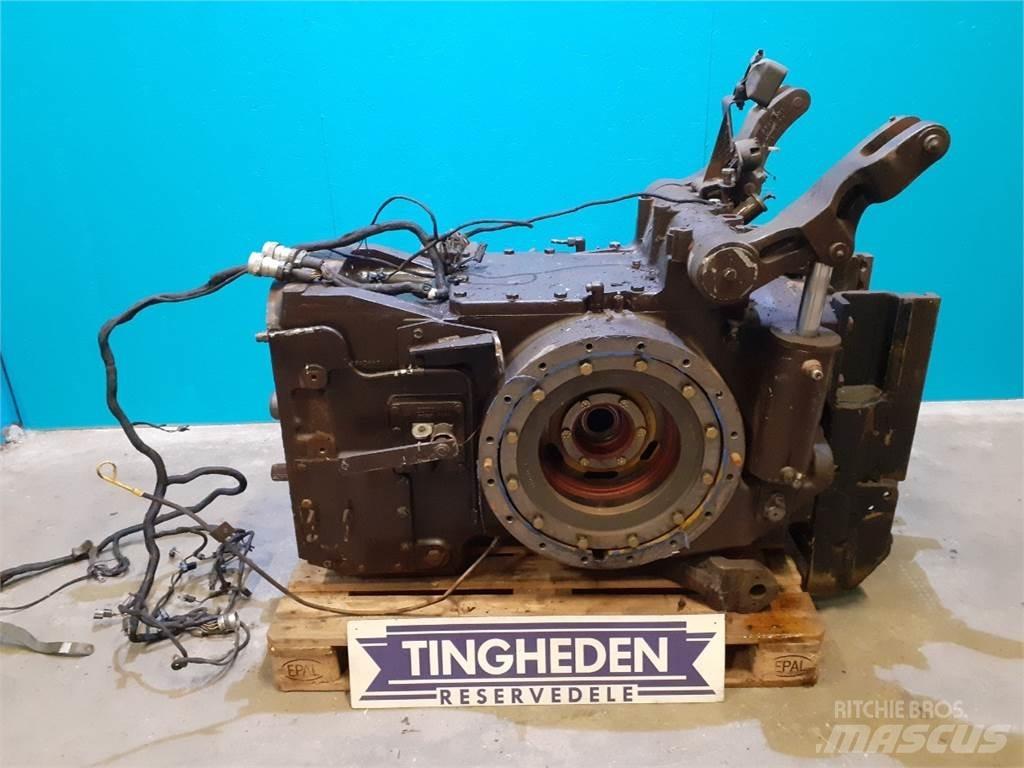 New Holland G190 Transmission