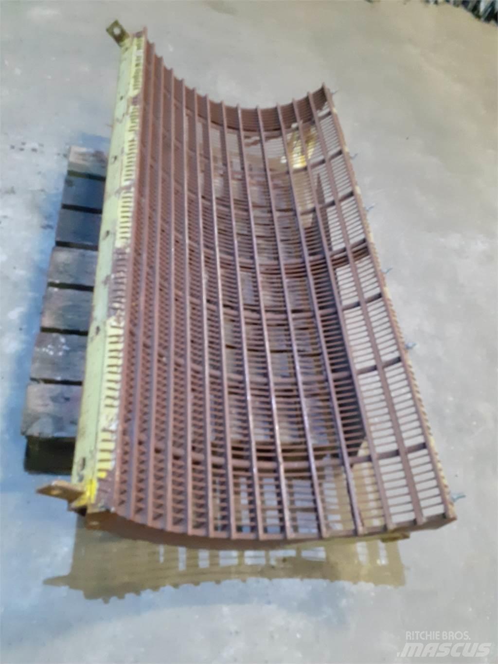 New Holland M140 Combine harvester accessories