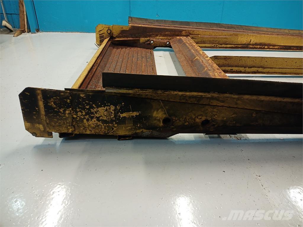 New Holland TX36 Sand and salt spreaders