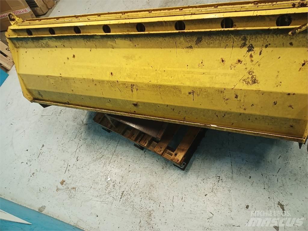 New Holland TX36 Combine harvester accessories