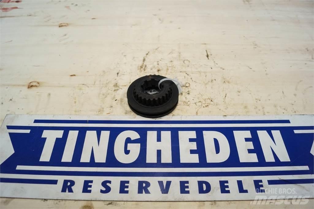 New Holland TX68 Transmission