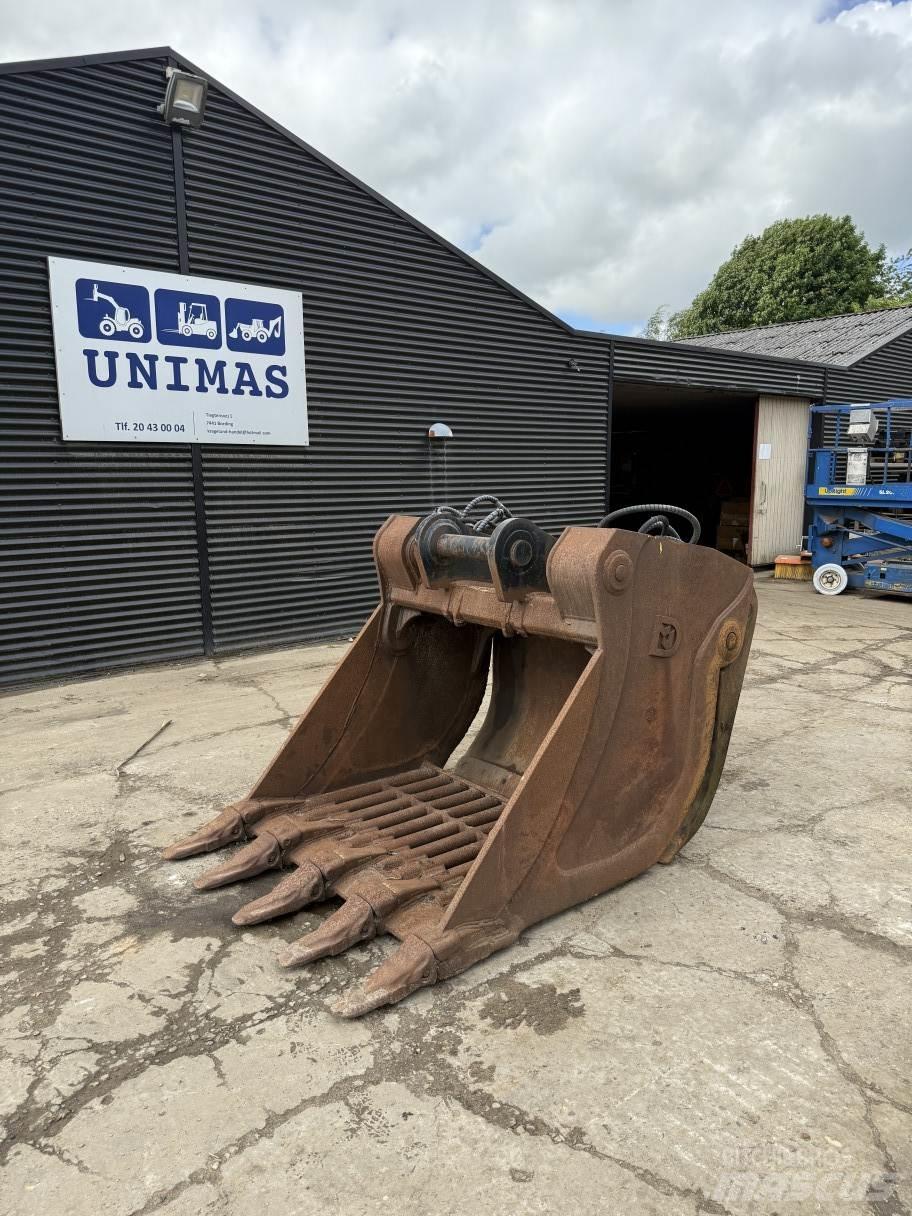  Risteskovl Buckets