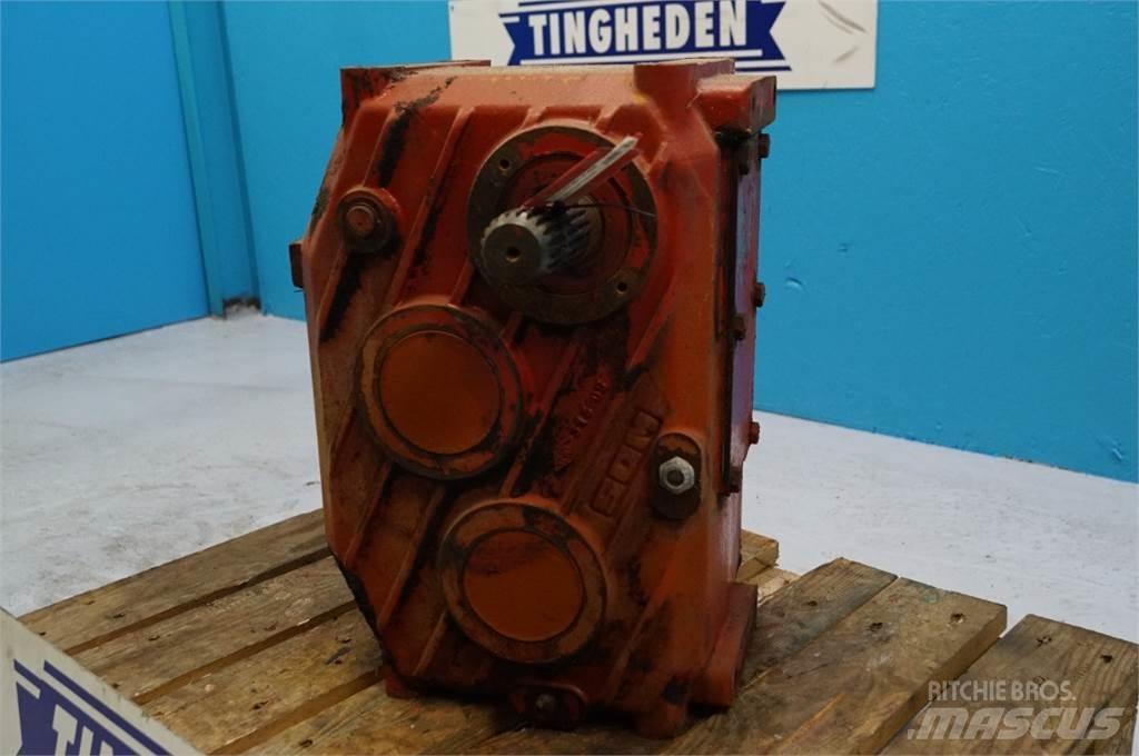 RMH Fodervogn Mixer feeders