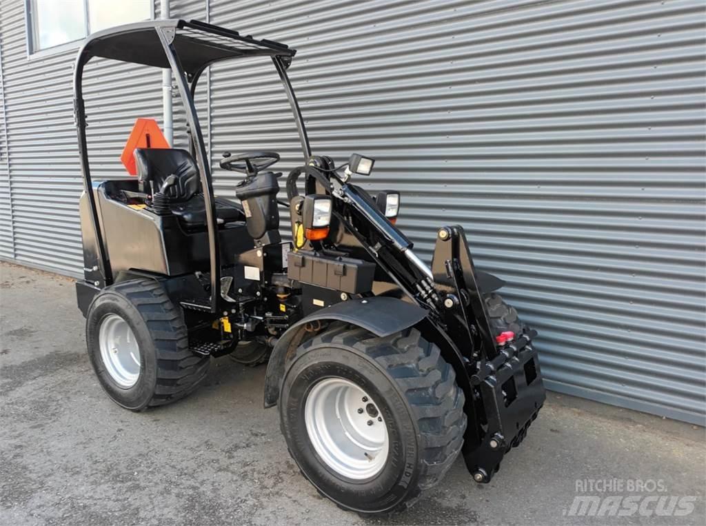 Schäffer 2434 Mini loaders