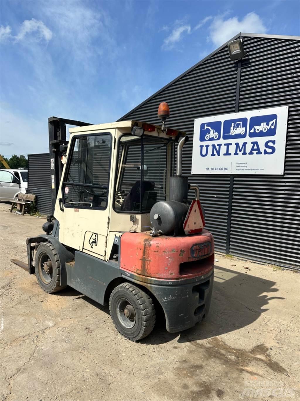Tailift FD30 Diesel trucks