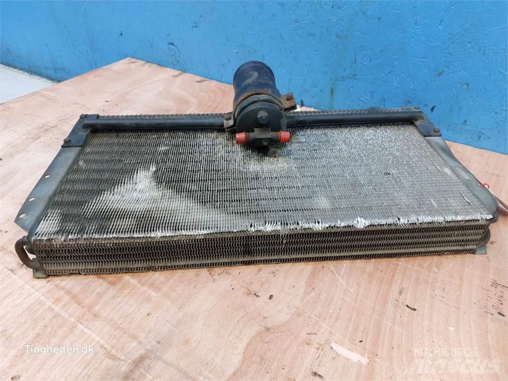 Valmet 8050 Radiators