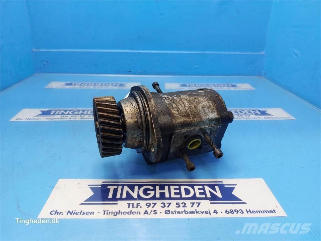 Volvo 650 Hydraulics