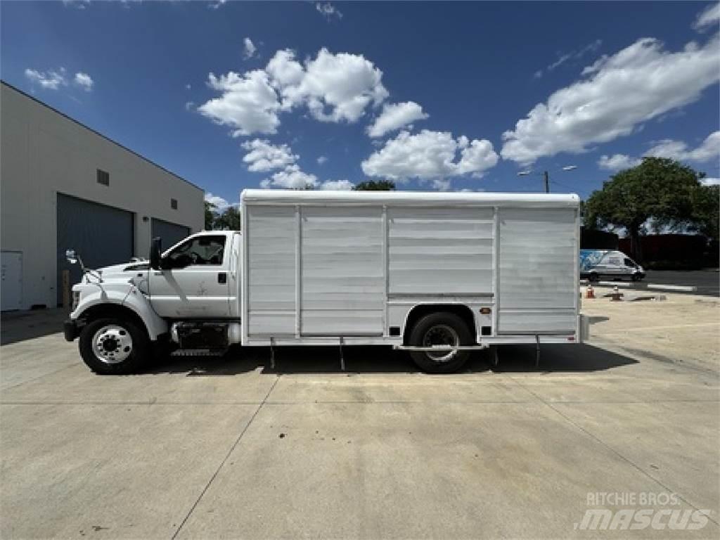Ford F650 Beverage delivery trucks
