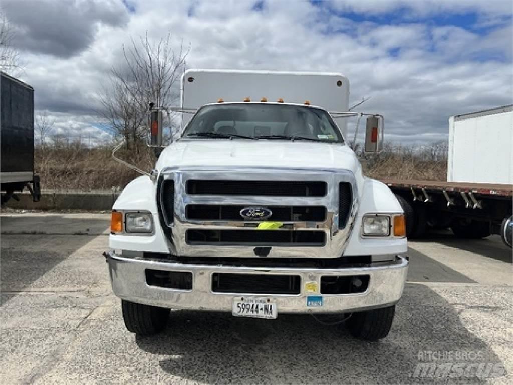 Ford F750 Beverage delivery trucks
