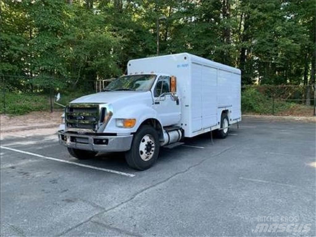Ford F750 Beverage delivery trucks