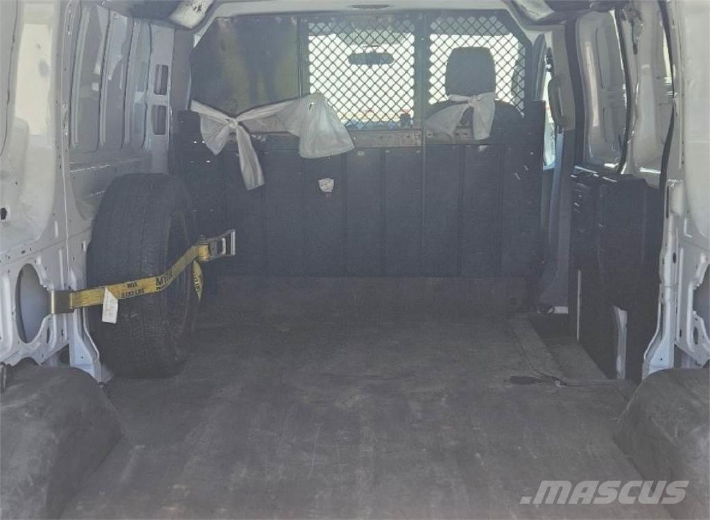 Ford Transit 150 Panel vans