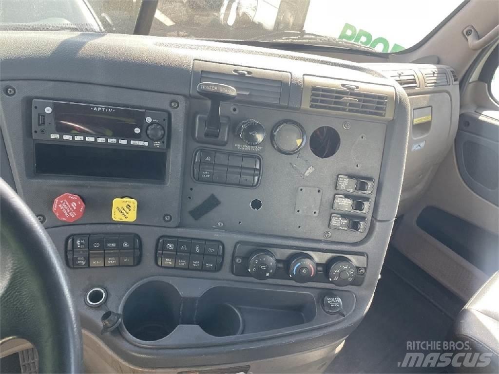 Freightliner CA113 Tractor Units