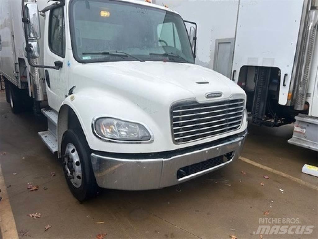 Freightliner M2-106 Box body trucks