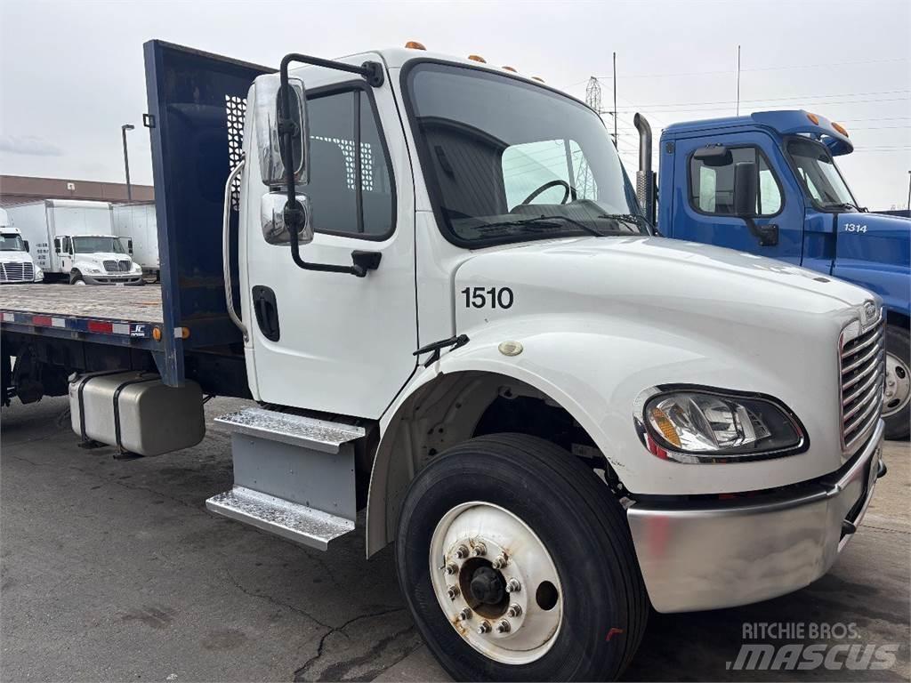 Freightliner M2 106 Flatbed / Dropside trucks