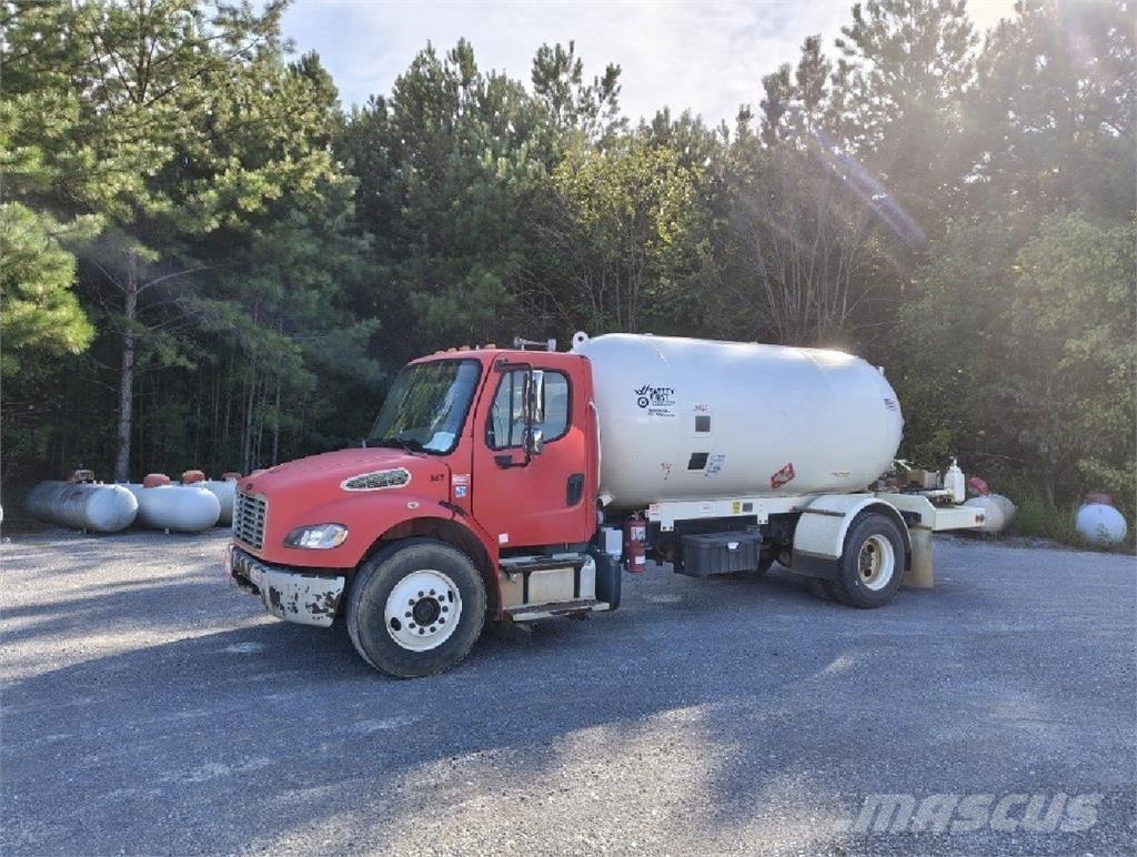 Freightliner M2 106 Other trucks