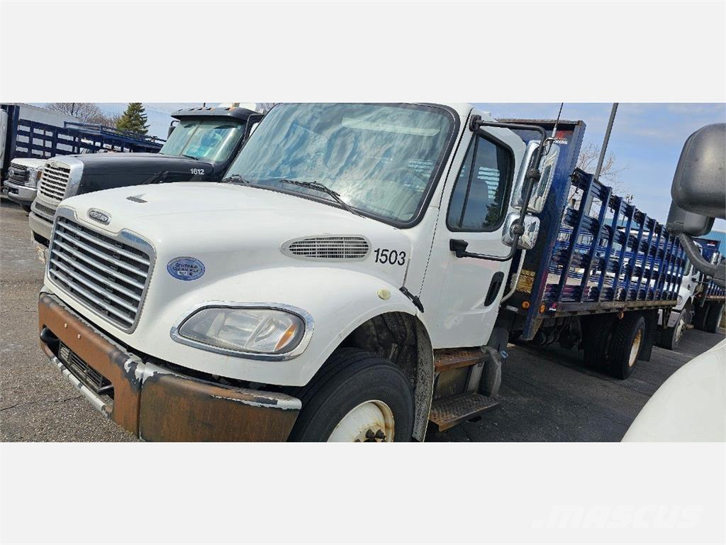 Freightliner M2 106 Flatbed / Dropside trucks