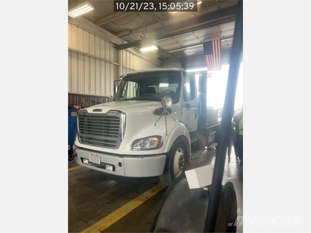 Freightliner M2 112 Municipal / general purpose vehicles